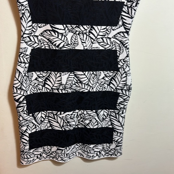 Opening Ceremony knit dress - Picture 4 of 10